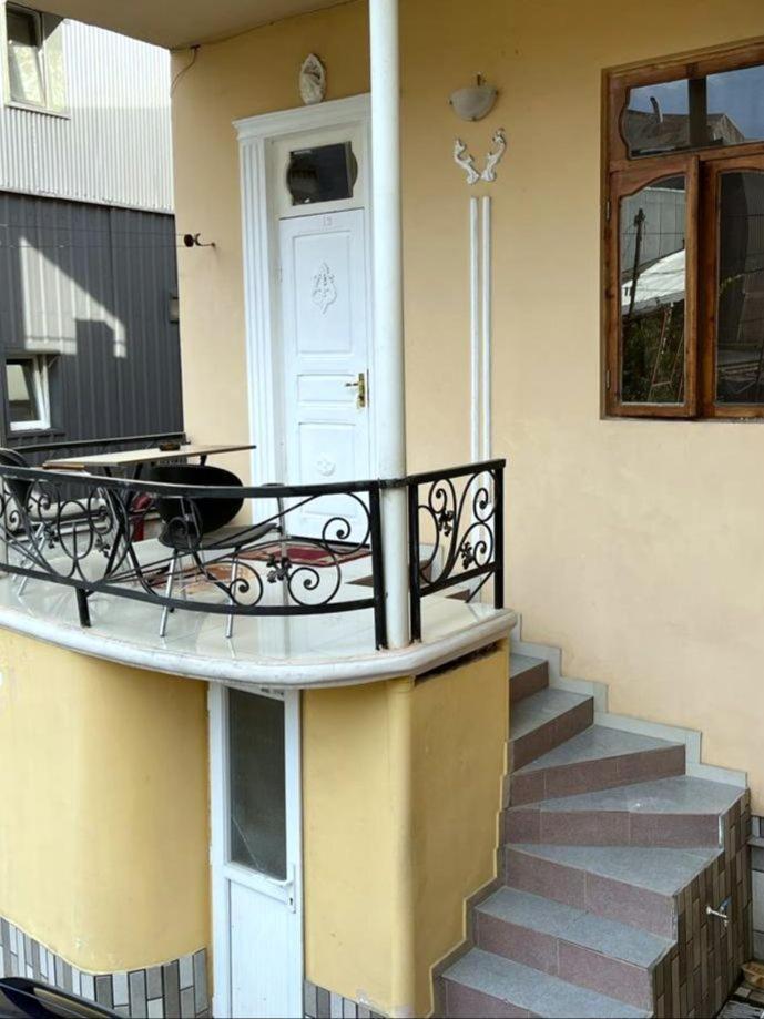 Old Clty Hotel Batumi Bagian luar foto